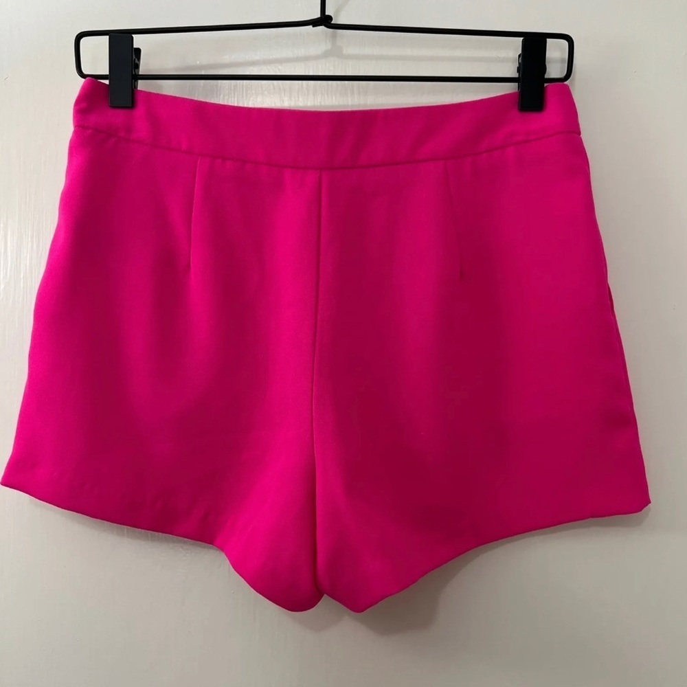 Forever 21 Hot BARBIE Pink Pleated High Waist Shorts Pockets - Women's XS - Picture 2 of 7